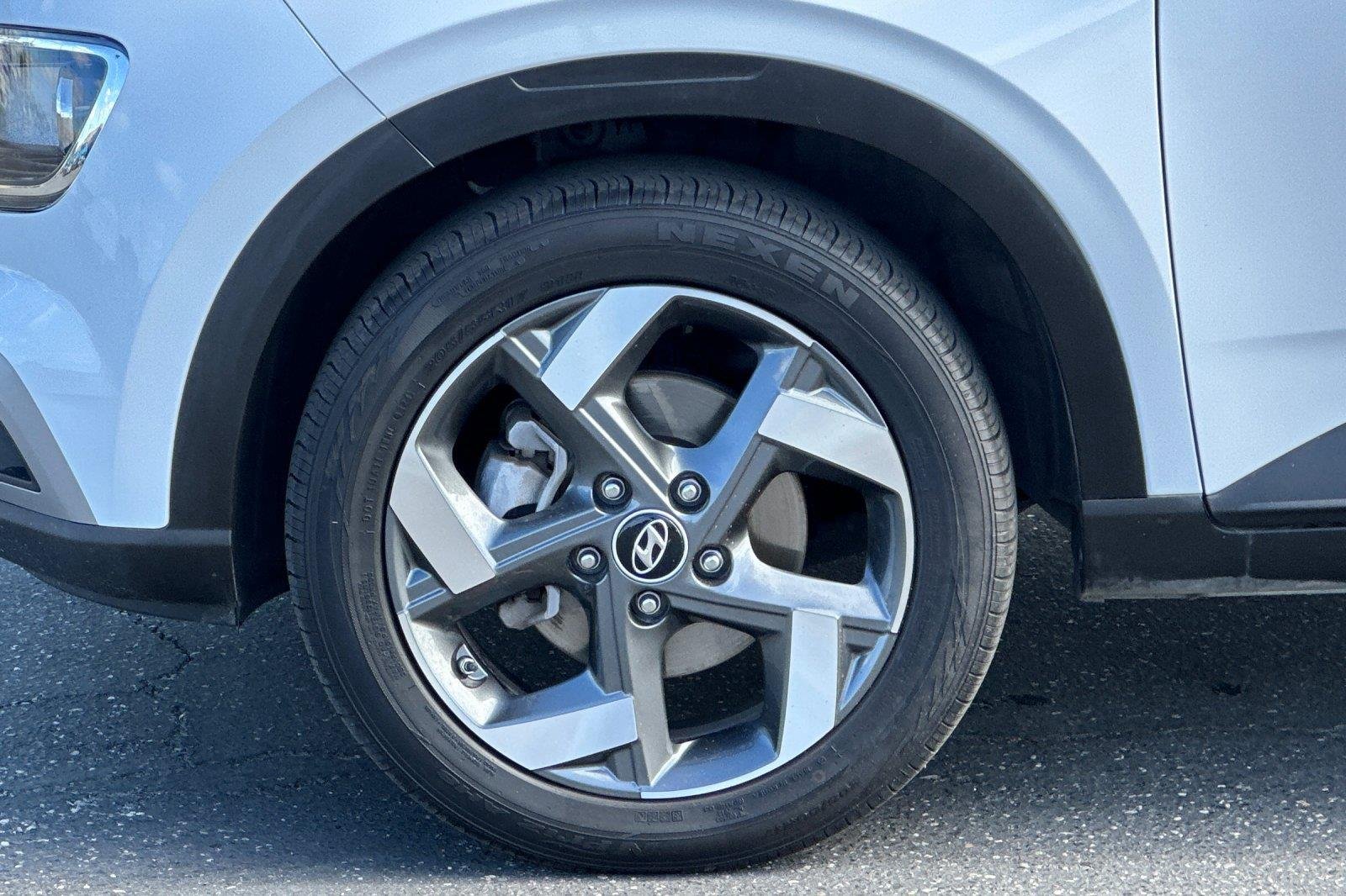 Certified Used 2025 Lunar White Hyundai SEL image 24