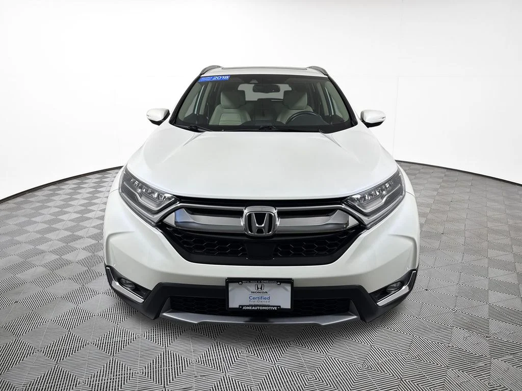 Certified Used 2018 White Honda Touring image 3