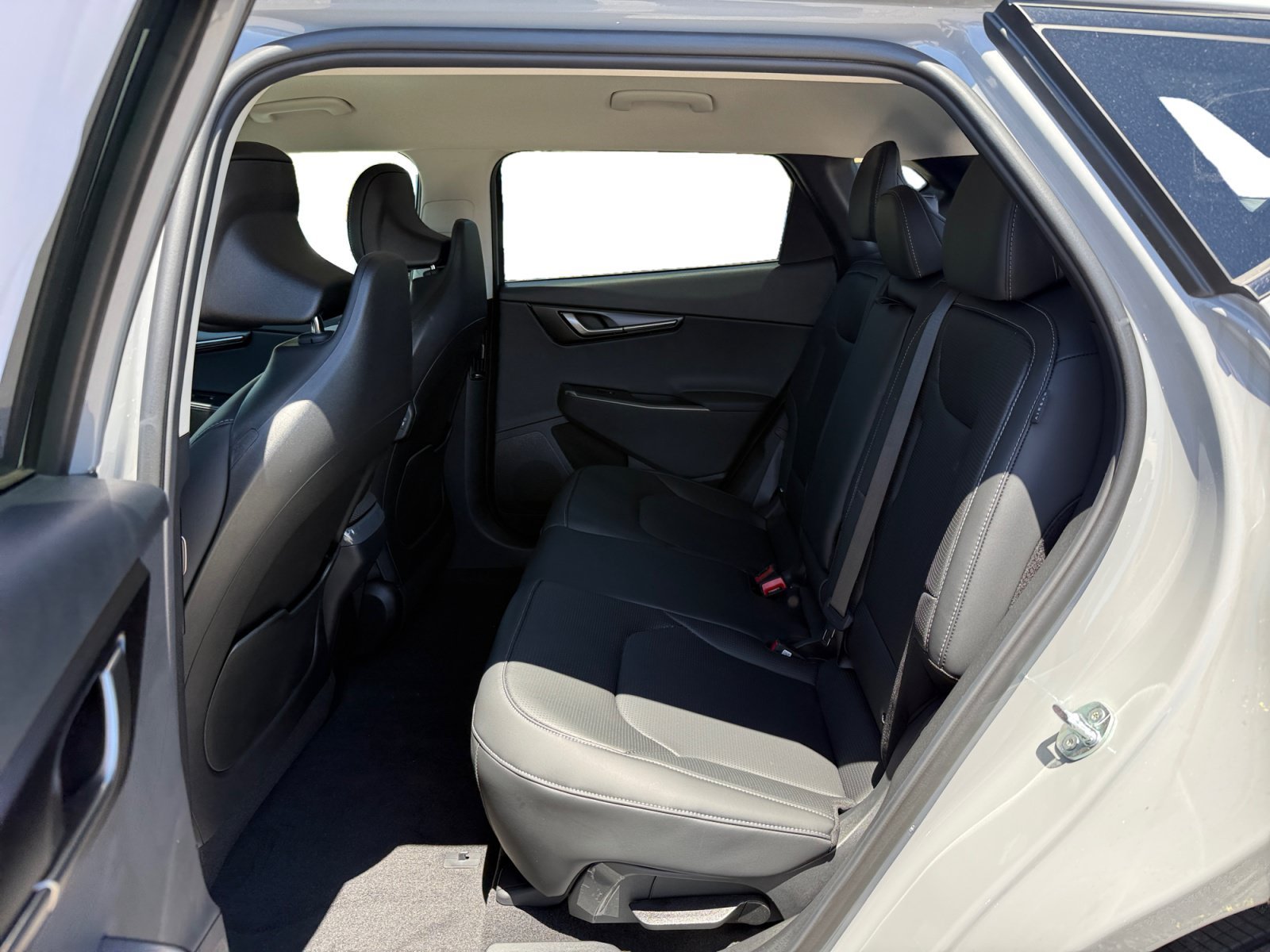 New 2026 Wolf Gray Kia Wind image 16