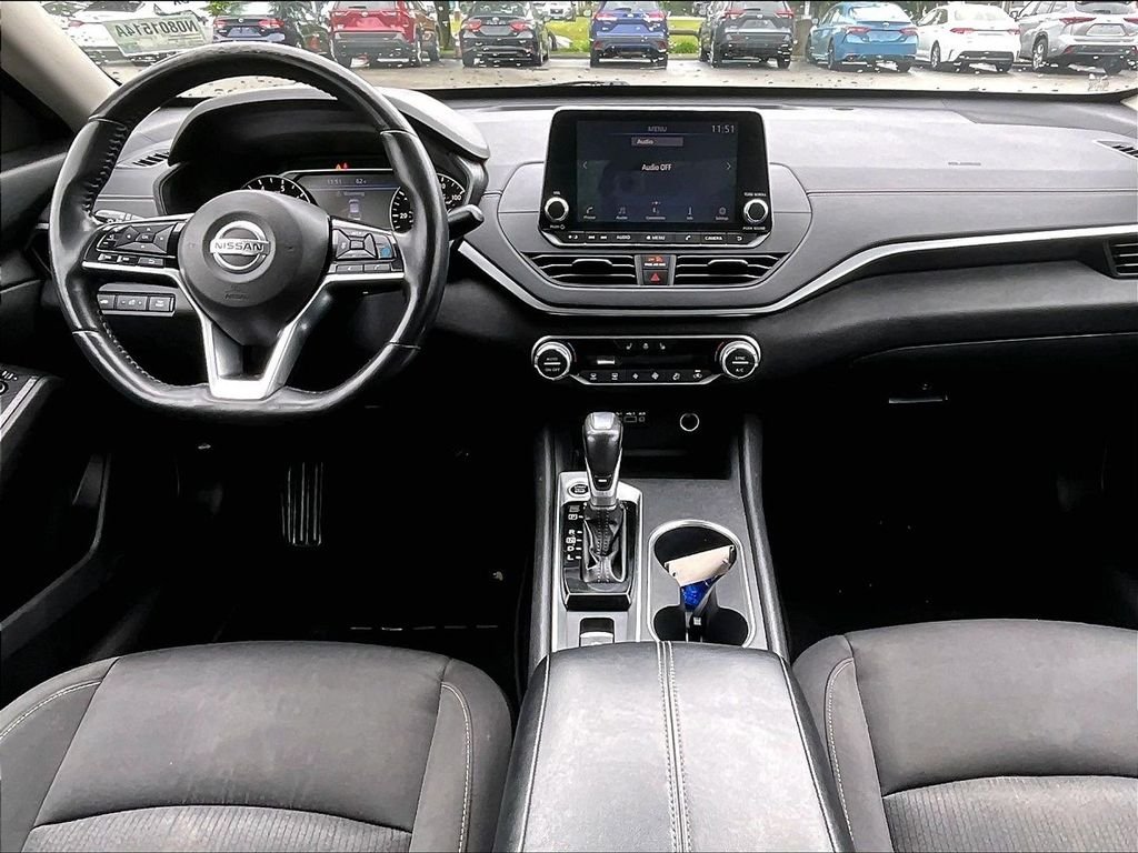Used 2019 Gray Nissan 2.5 SV image 21