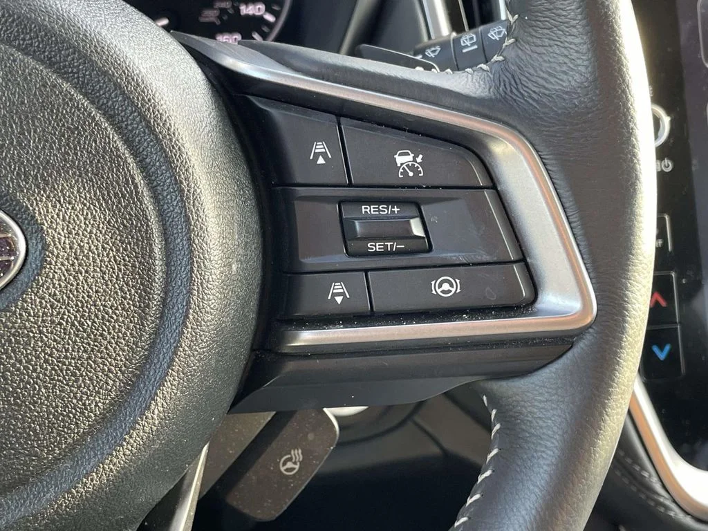 2025 Subaru Outback Limited - Photo 11