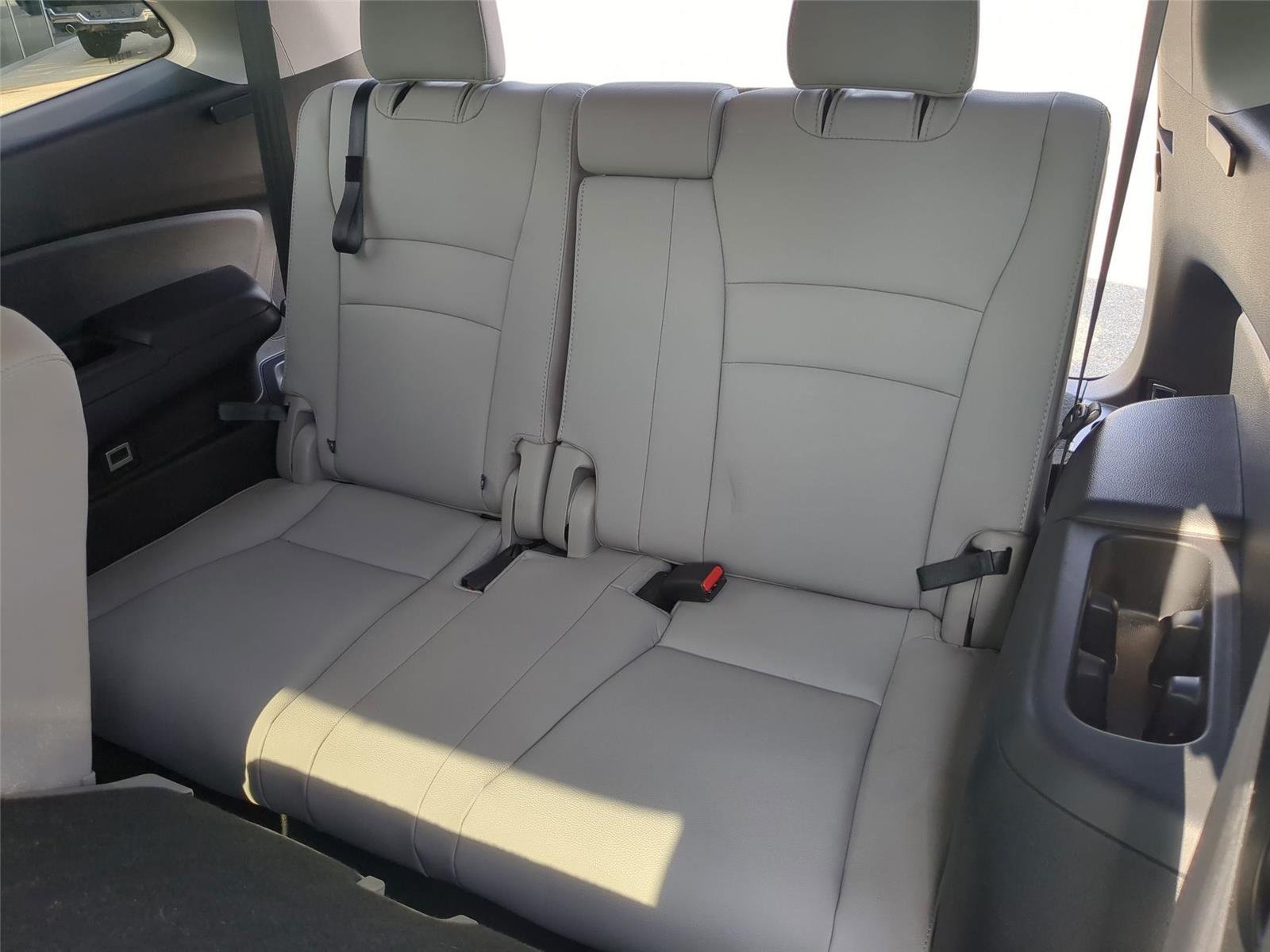 Used 2022  Honda EX-L image 30