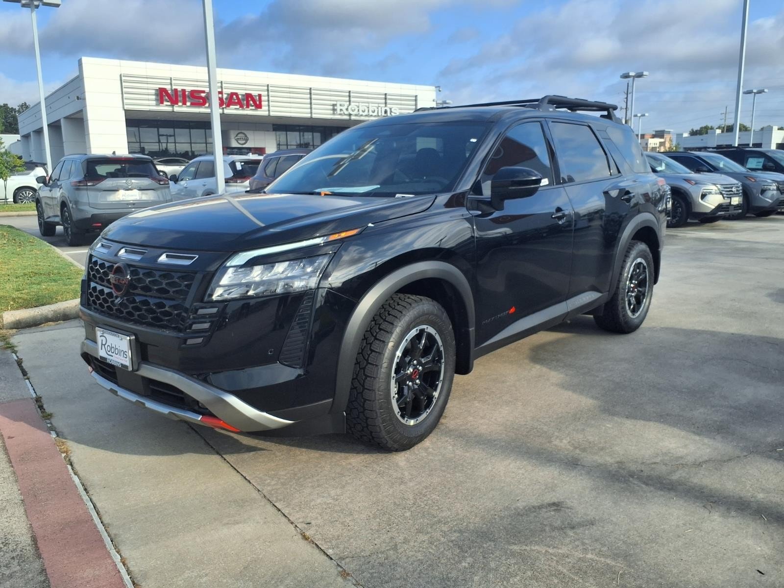 2026 Nissan Pathfinder Rock Creek® Black at Robbins Nissan