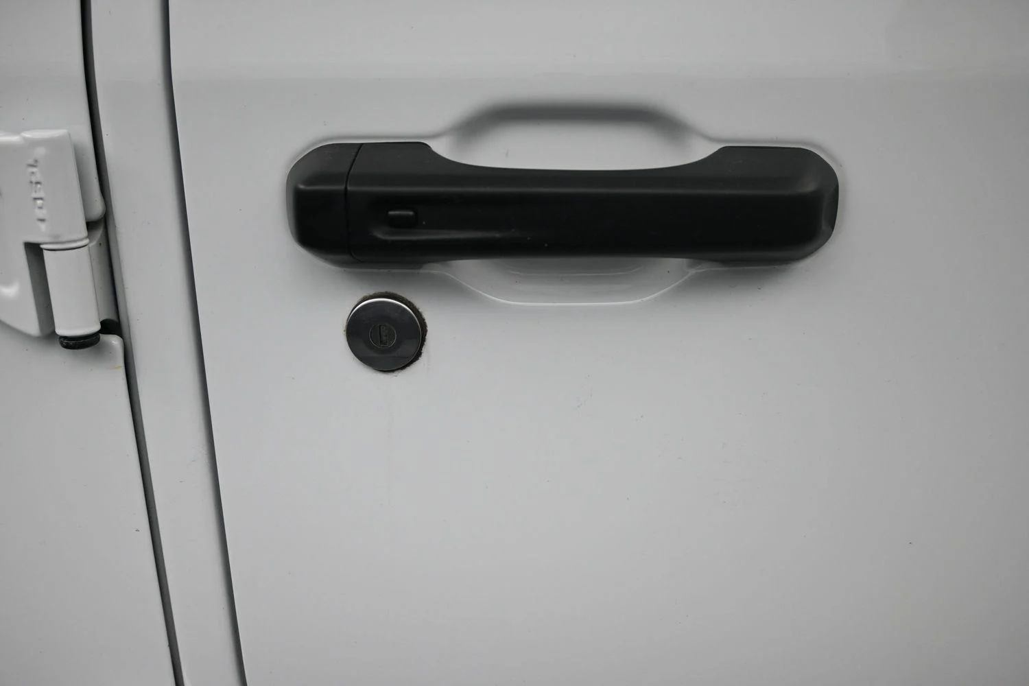 Used 2024 Bright White Jeep Rubicon image 10