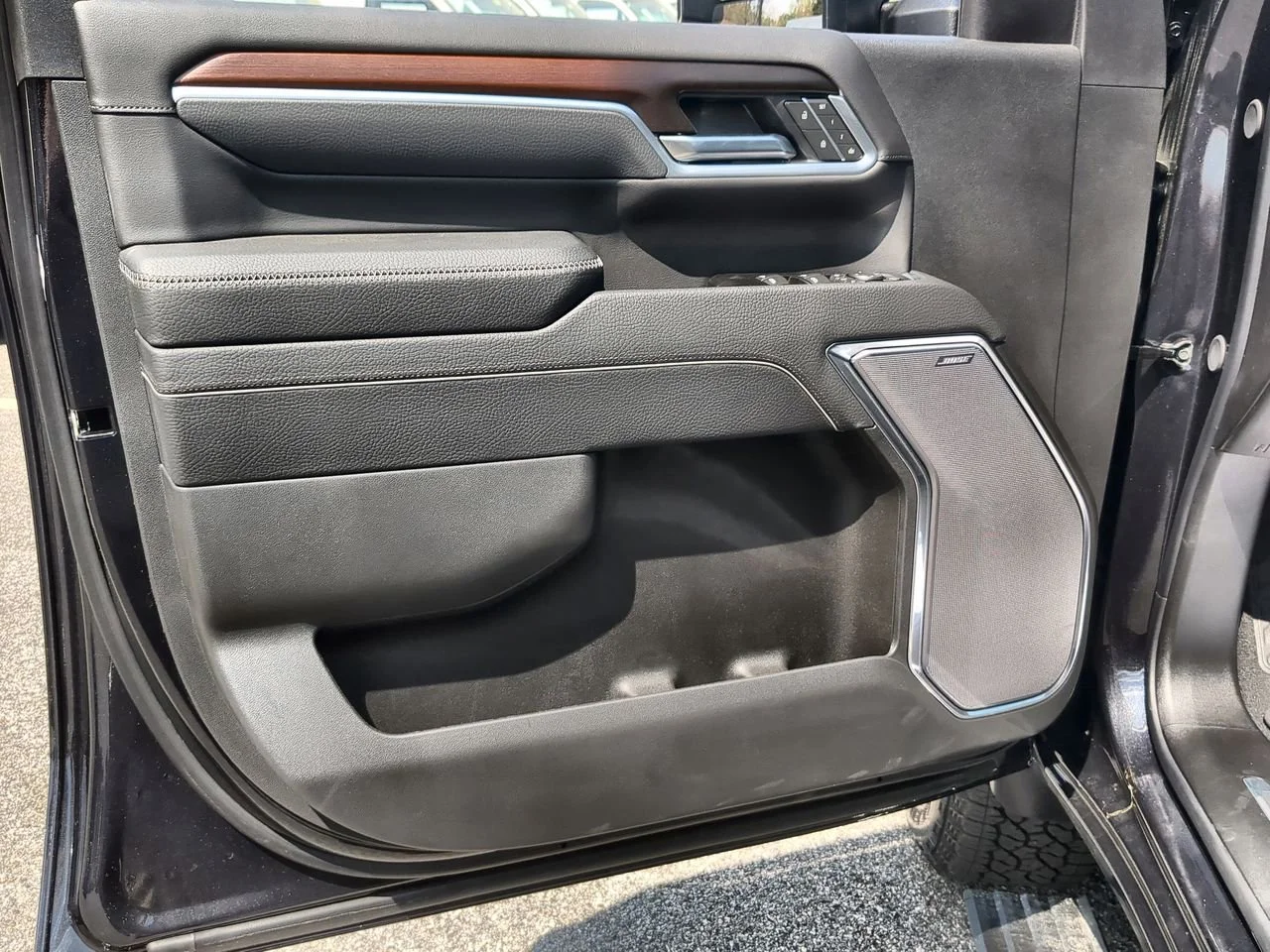 New 2026 Titanium Rush Metallic GMC Denali image 23