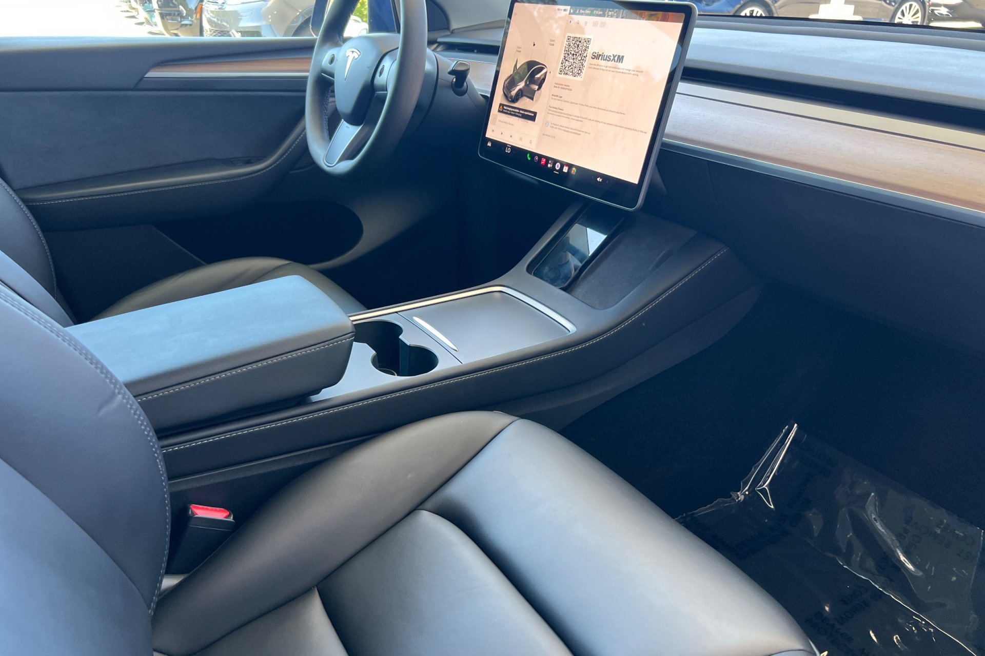 Used 2022 Deep Blue Metallic Tesla Long Range image 18