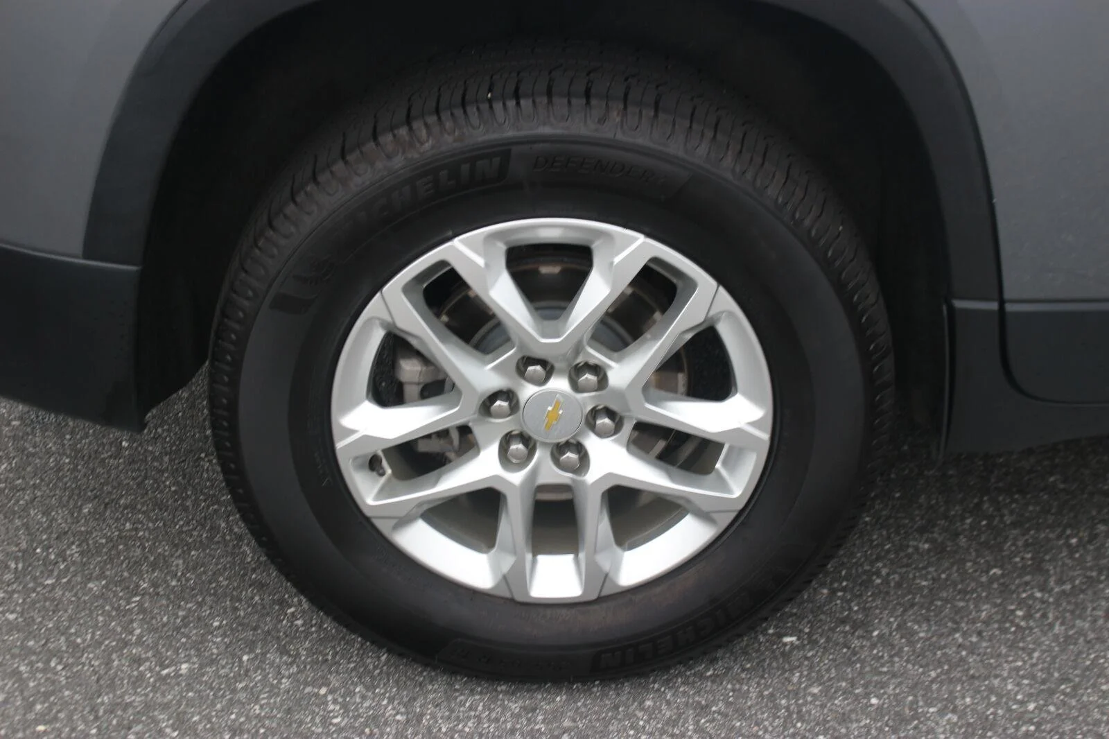 Used 2020 SATIN STEEL METALLIC Chevrolet LS image 35