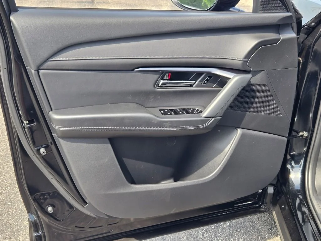 New 2026 Black Mazda 2.5 S Select image 16