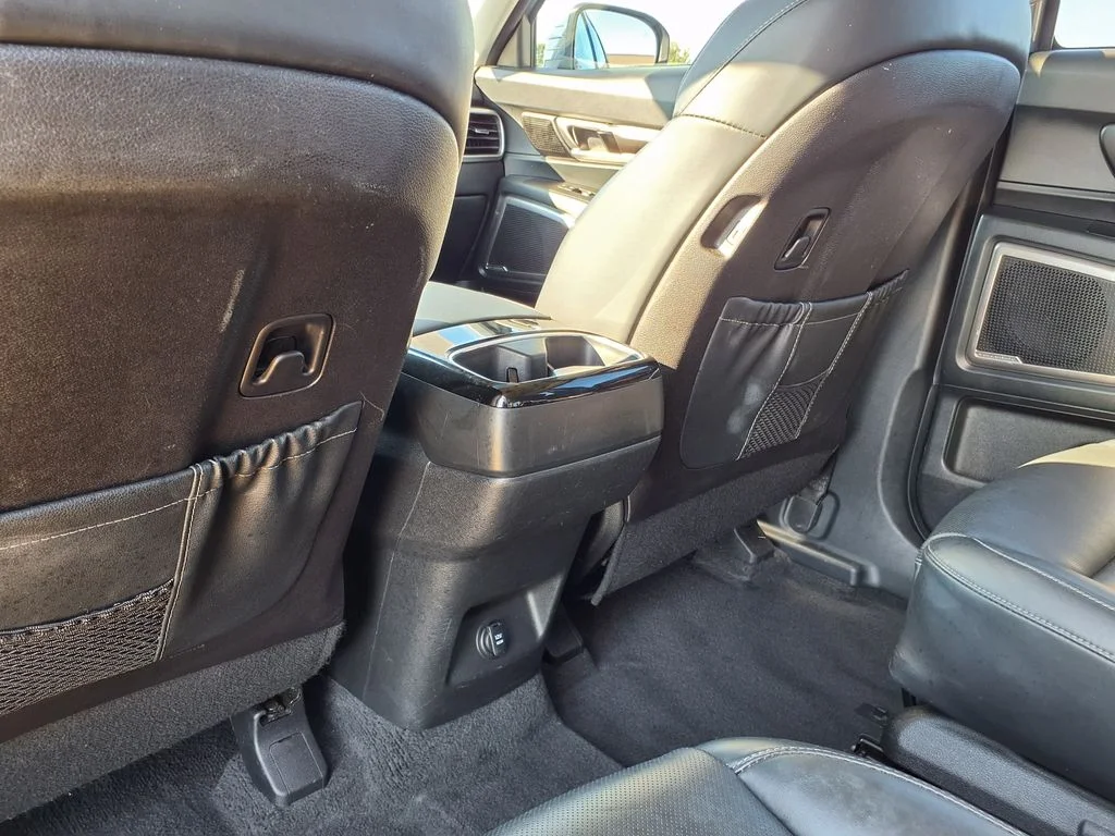 Used 2025 Silver Kia S image 26