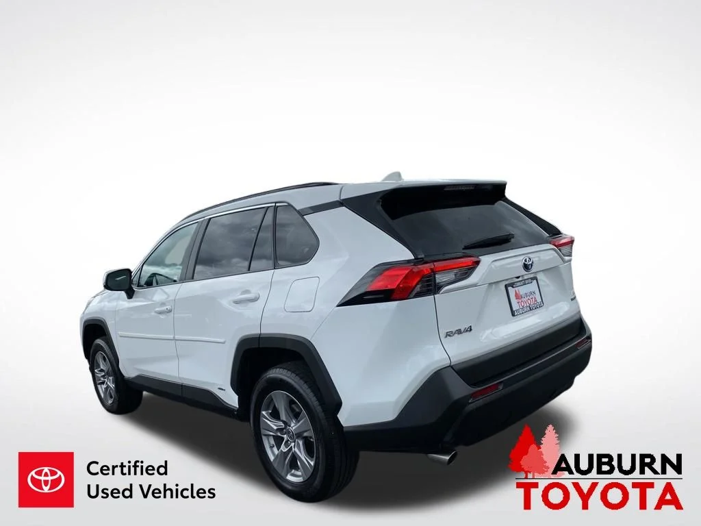 Certified Used 2024 Ice Cap Toyota LE image 6