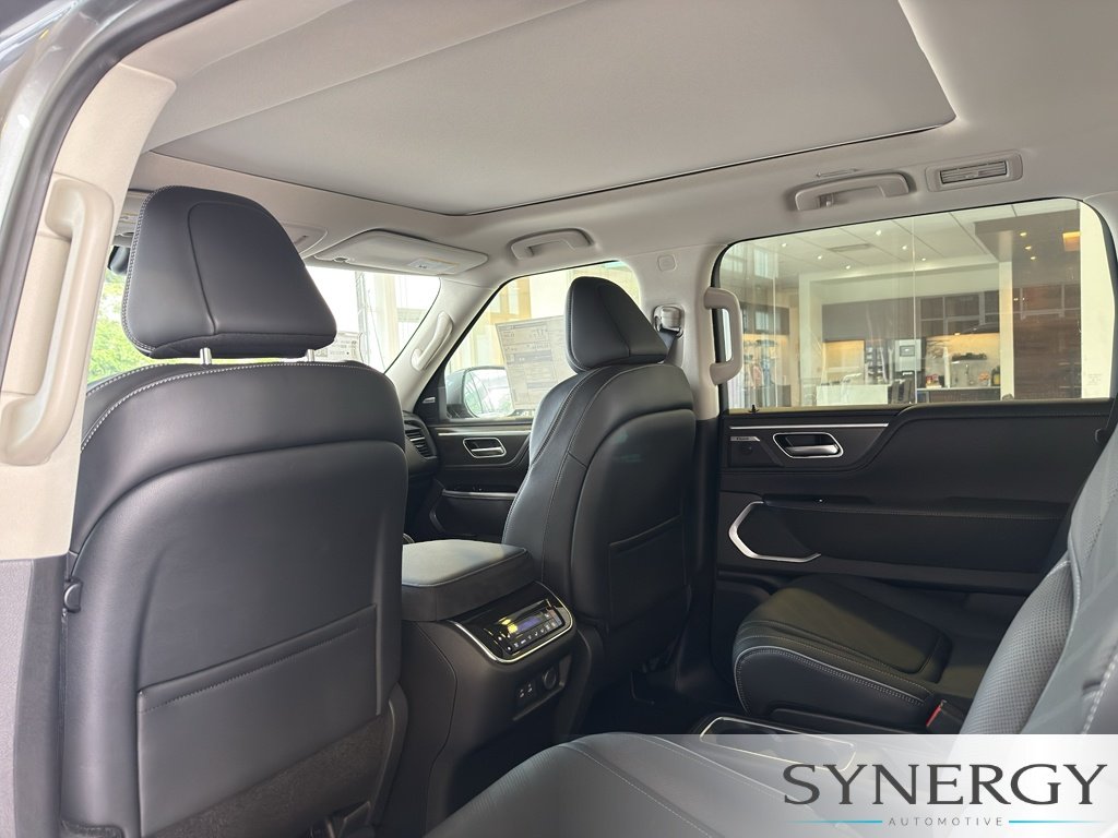 New 2027 Dynamic Metal INFINITI LUXE image 25