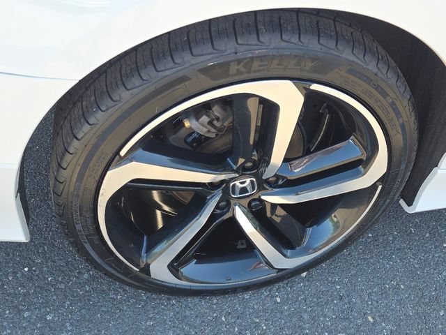 Used 2019 White Honda Sport image 27