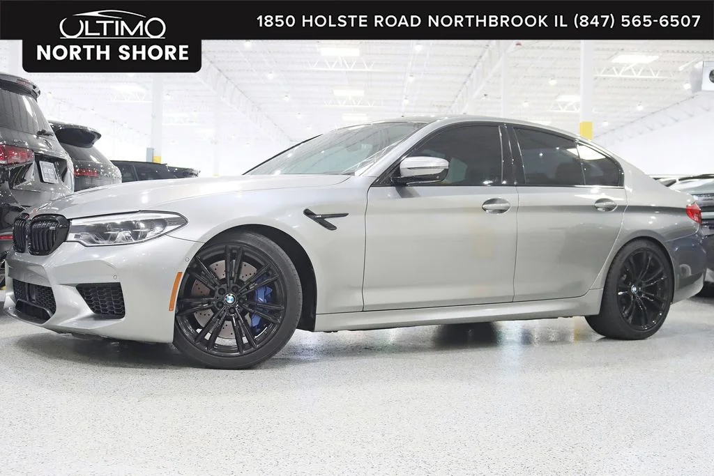 Used 2019 Gray BMW  image 1