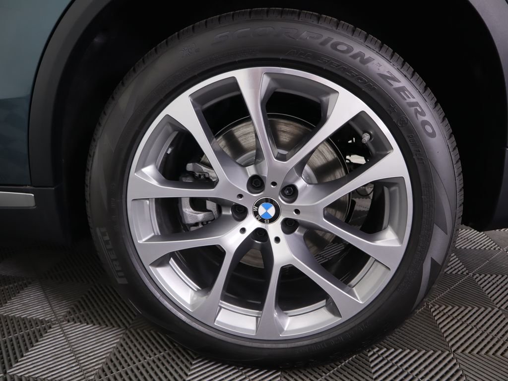 Certified Used 2026 Blue BMW sDrive40i image 33