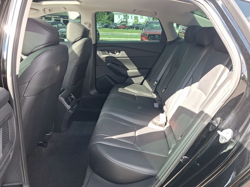 2023 Honda Accord Hybrid Touring - Photo 10