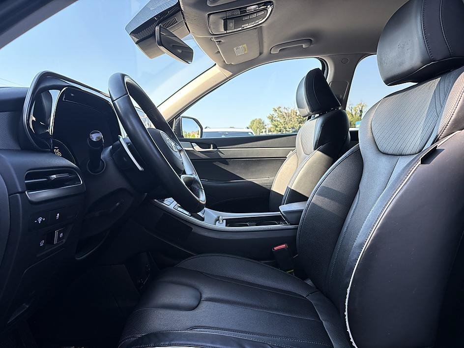 Used 2025 Abyss Black Pearl Hyundai SEL image 8