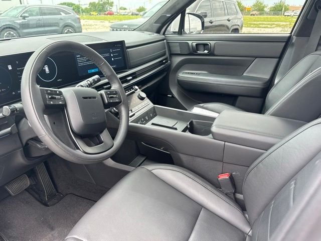 Used 2025 White Hyundai Calligraphy image 18