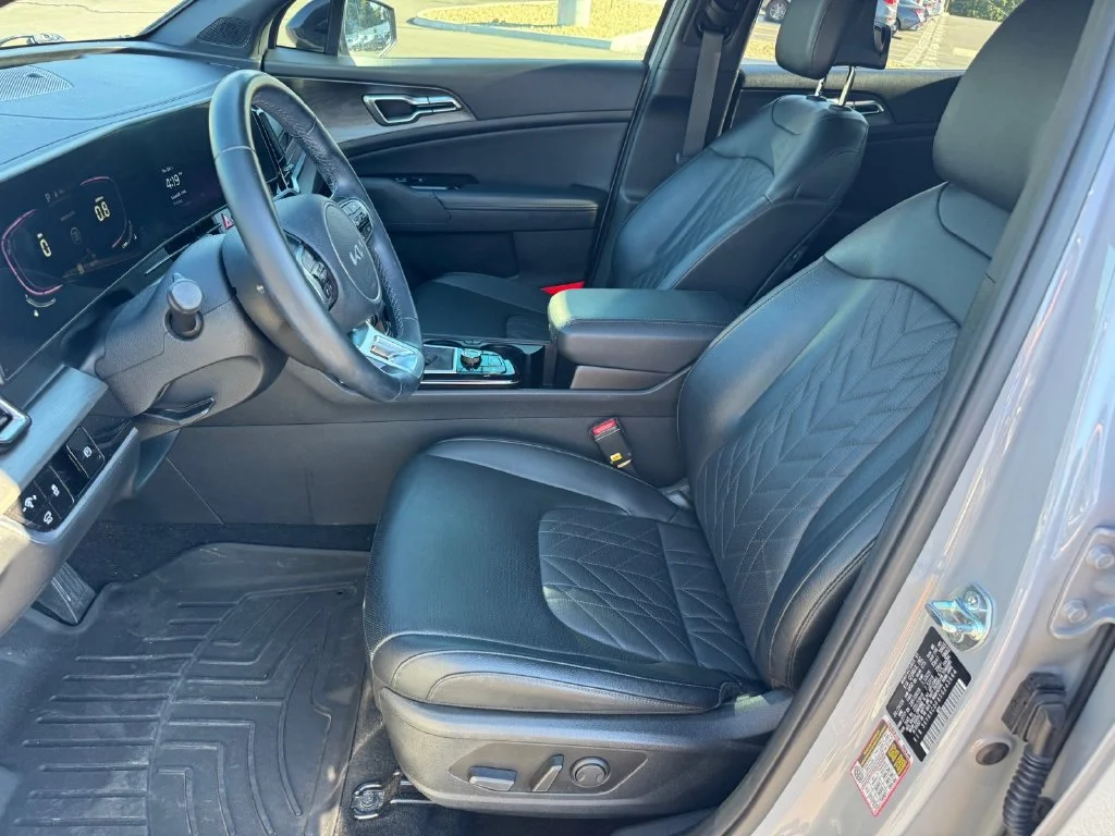 Used 2025 Gray Kia X-Line image 7