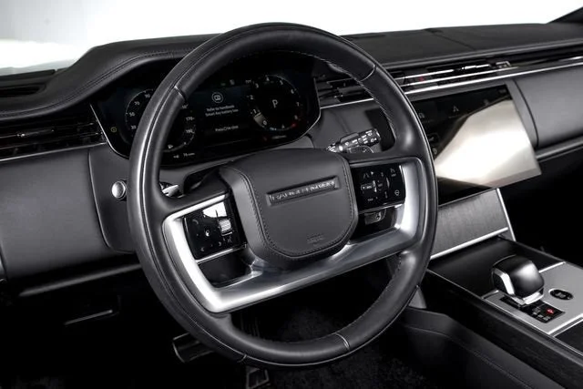 Used 2025 Santorini Black Metallic Land Rover SV image 30