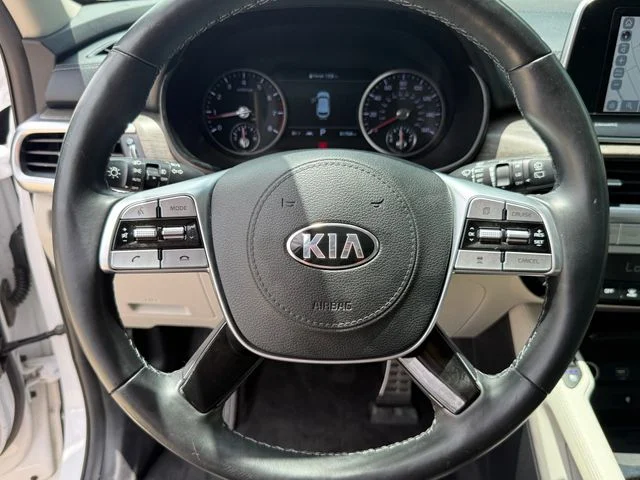 Used 2021 White Kia SX image 11
