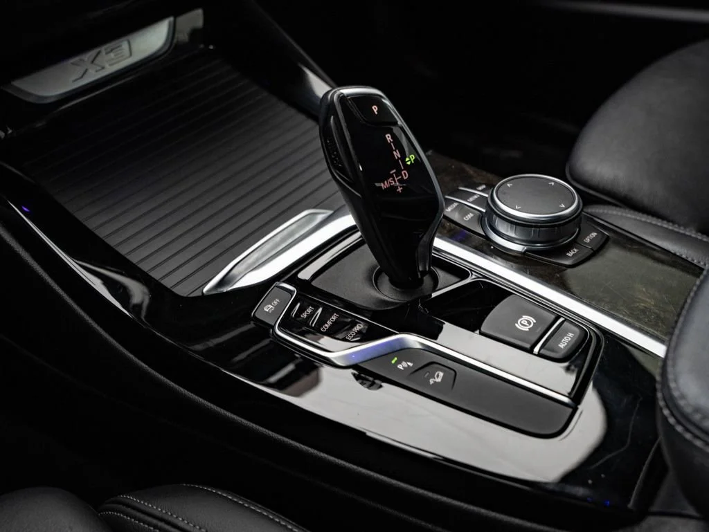 Used 2019 Dark Graphite Metallic BMW xDrive30i image 38
