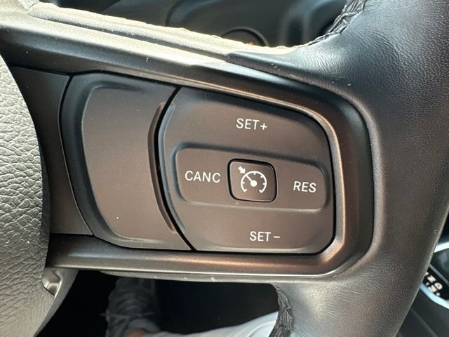 Used 2022 White Jeep Unlimited Sport S image 19