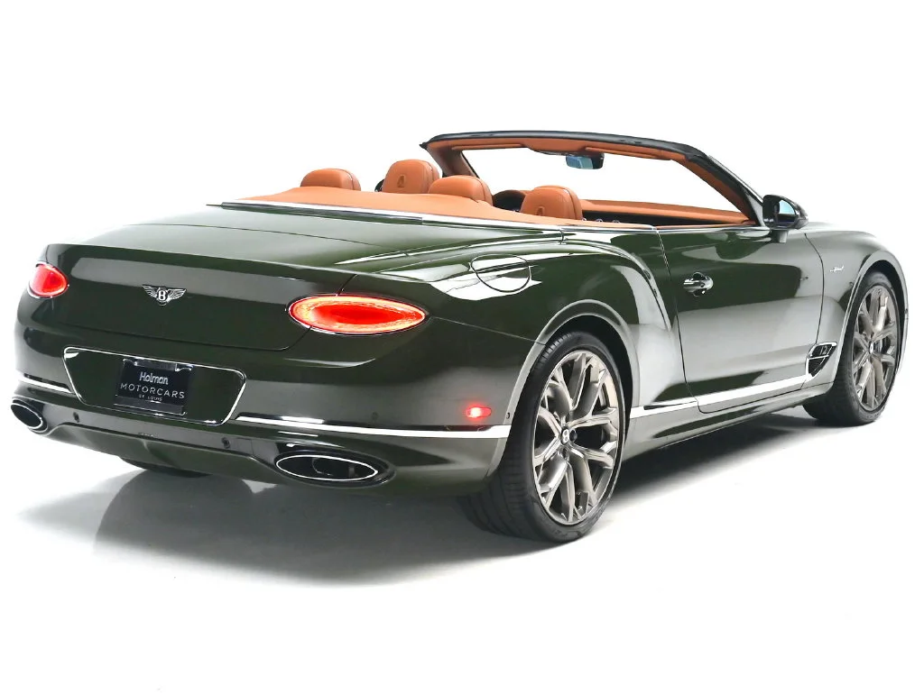 Certified Used 2023 British Racing Green Bentley Speed image 7