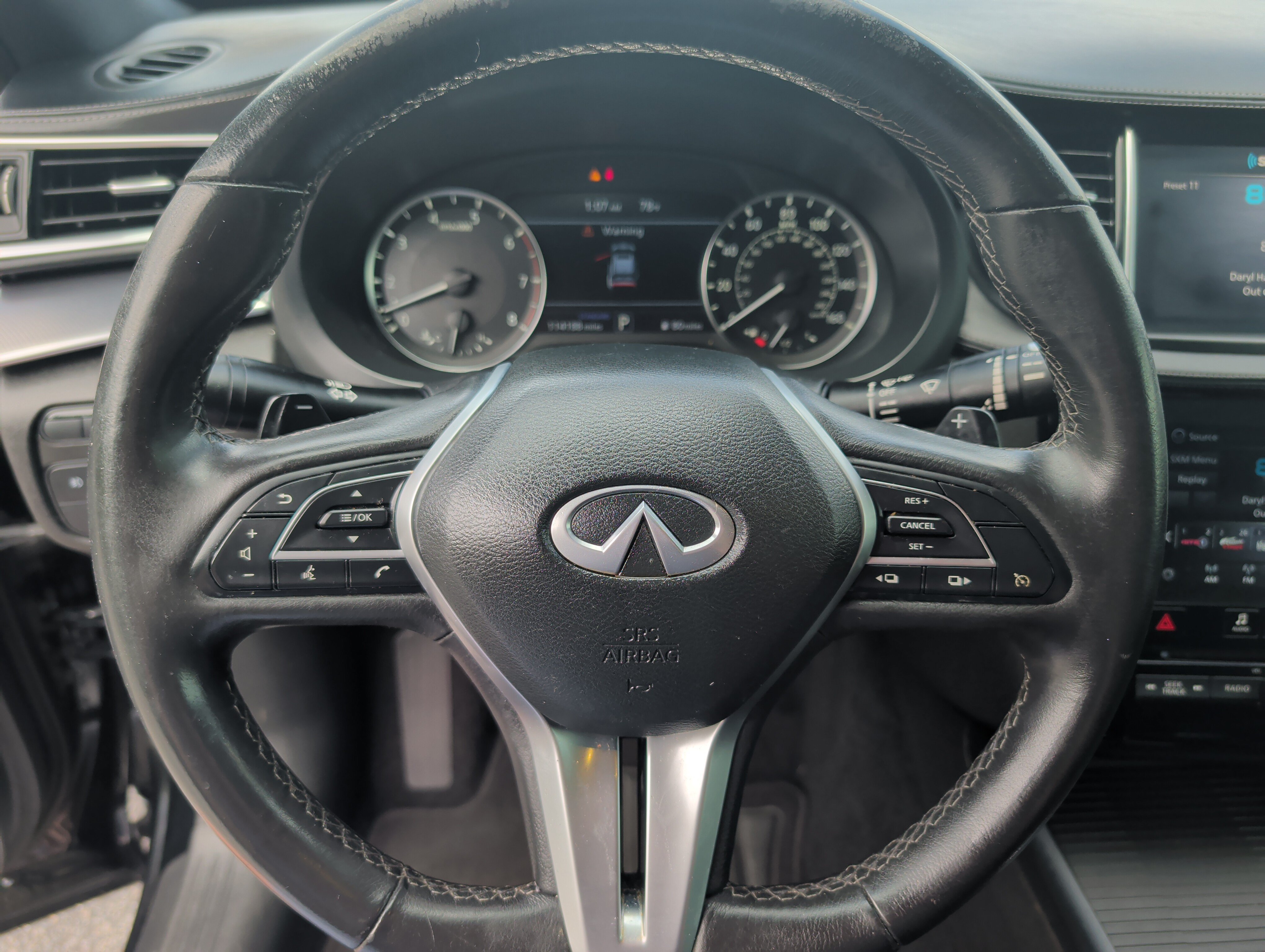 Used 2022 Mineral Black INFINITI LUXE image 18