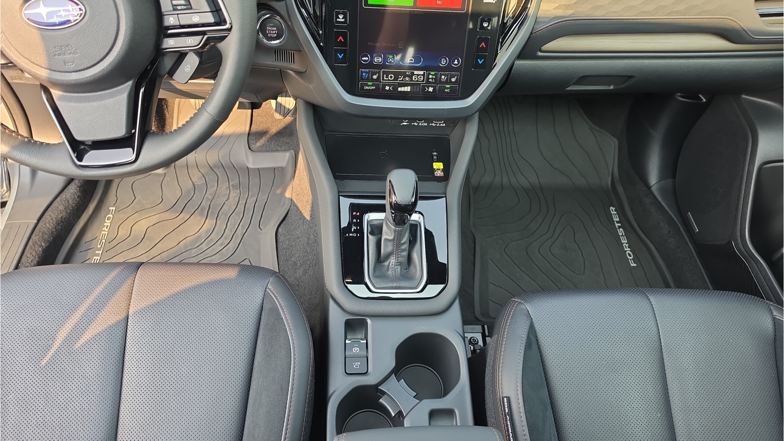 Used 2025 Pearl Subaru Touring image 17