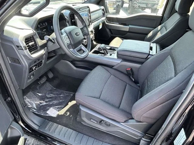 New 2026 Agate Black Metallic Ford XLT image 8