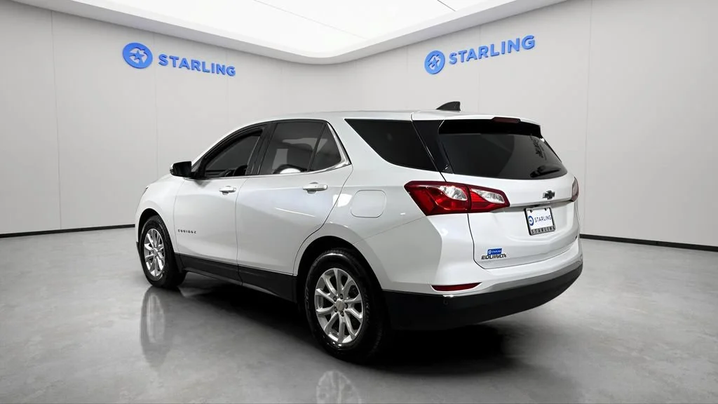 Used 2018 IRIDESCENT PEARL TRICOAT Chevrolet LT image 6
