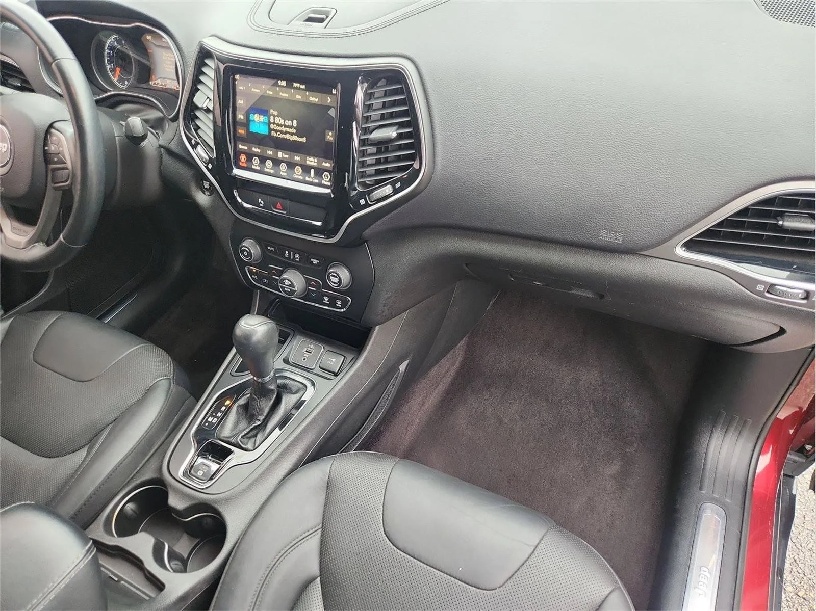 Used 2019 Red Jeep Limited image 27