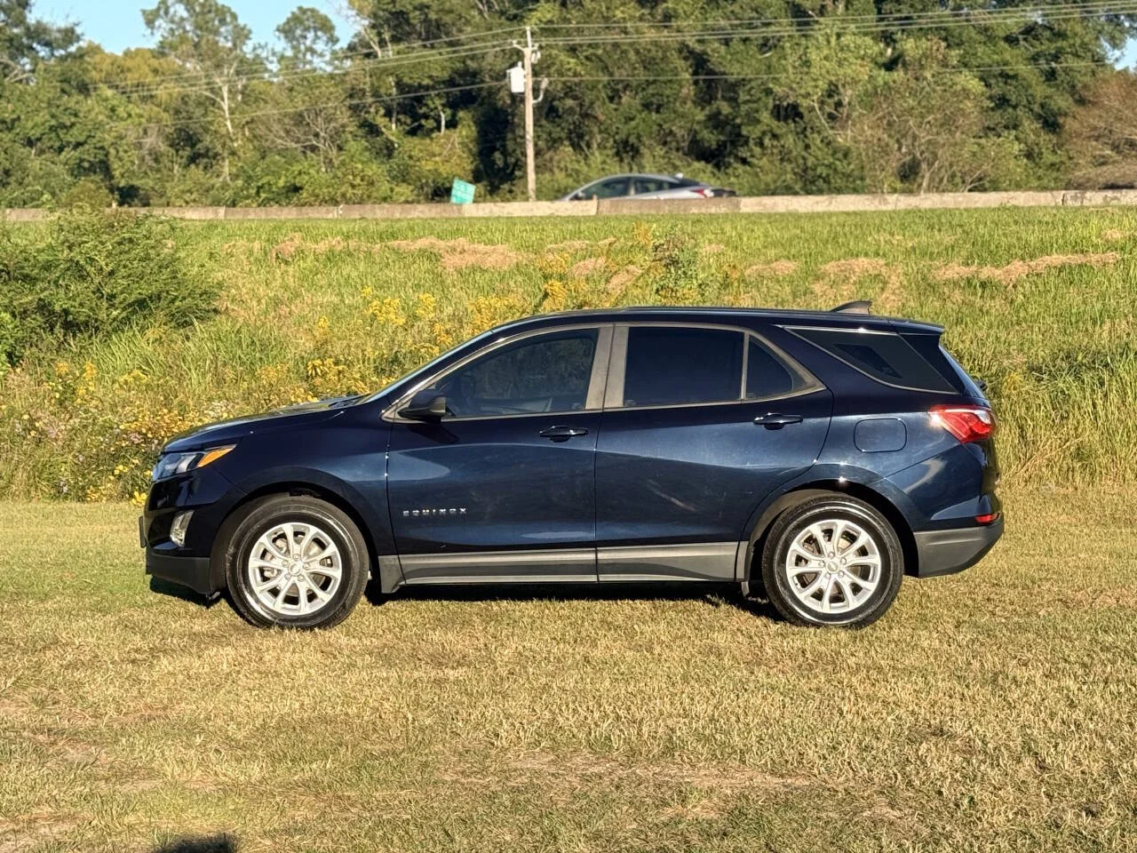 Used 2020 Black Chevrolet LS 4x4 4dr SUV w/1LS image 2