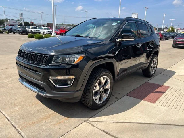 Used 2019 Black Jeep Limited image 7