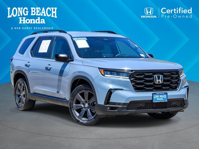 2025 Honda Pilot 2WD Sport