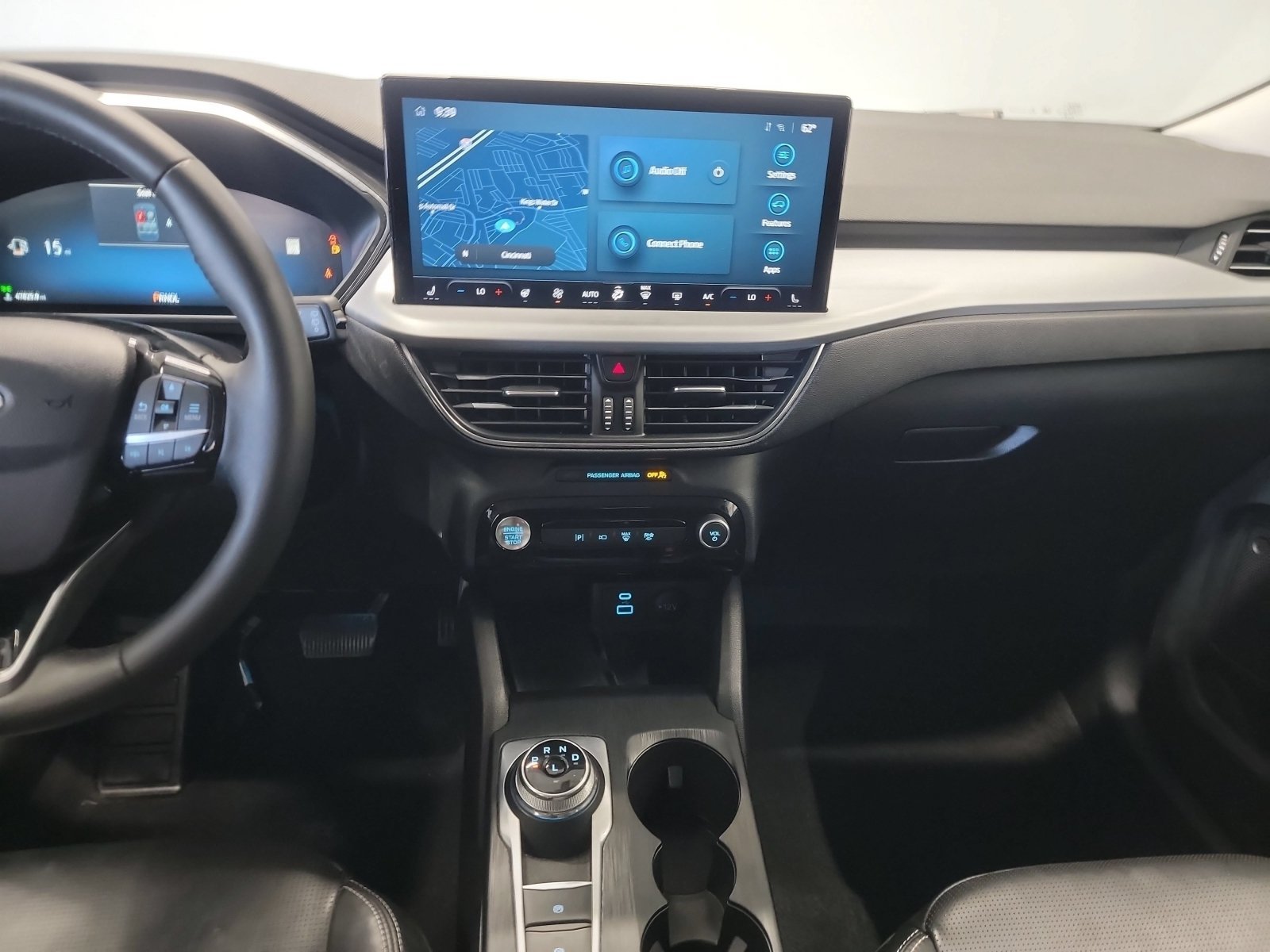 Used 2023 Black Metallic Ford Platinum image 19