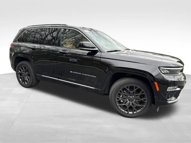 New 2025 Jeep Grand Cherokee Summit With Navigation
