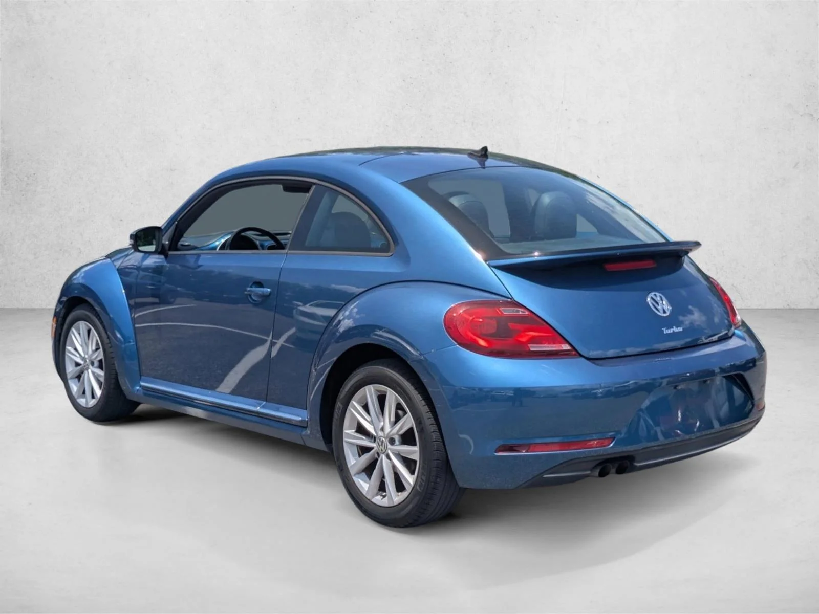 Used 2017 Silk Blue Metallic Volkswagen 1.8T SE image 7