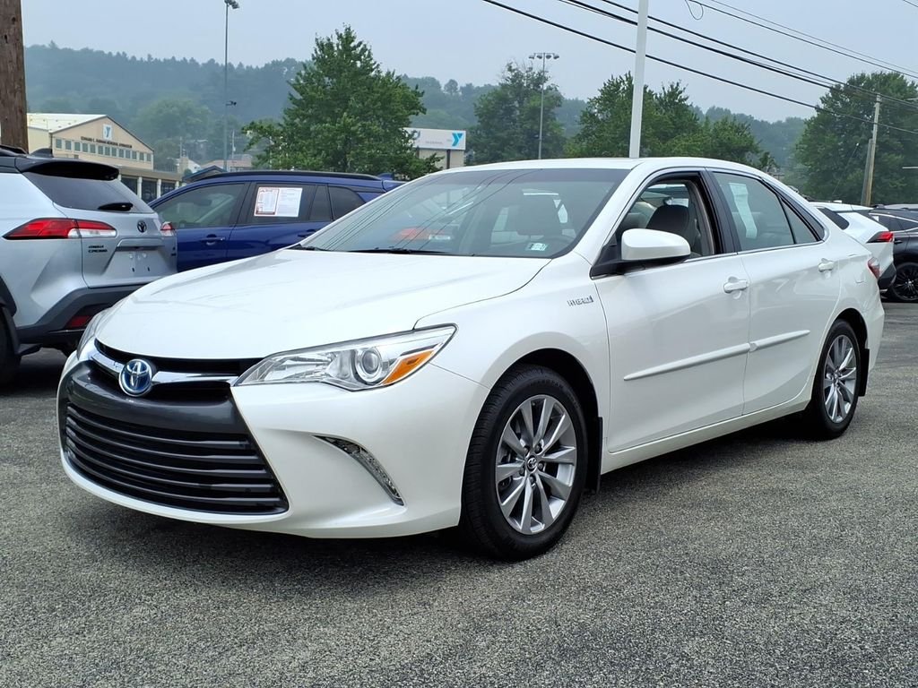 Used 2015 Blizzard Pearl Toyota XLE image 6