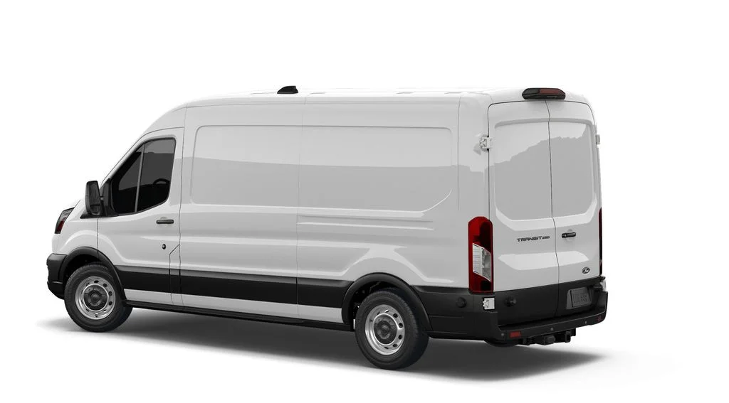 New 2026 OXFORD WHITE Ford Base image 2