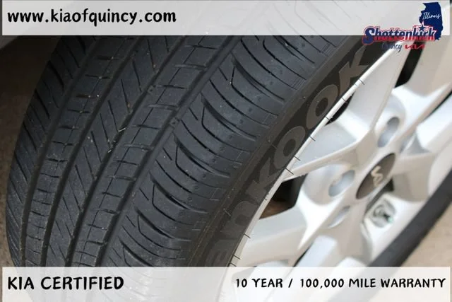 Used 2025 Gray Kia LX image 7