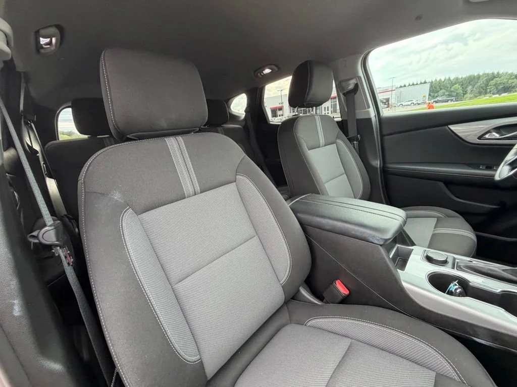 Used 2025 Habanero Orange Chevrolet 2LT image 38