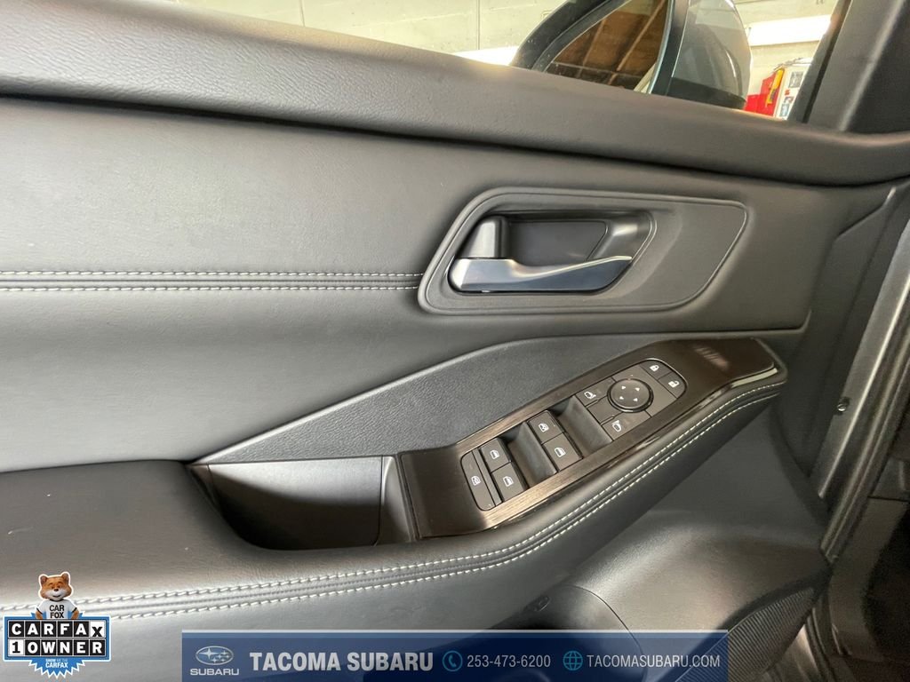 Used 2025 Gray Nissan SV image 11