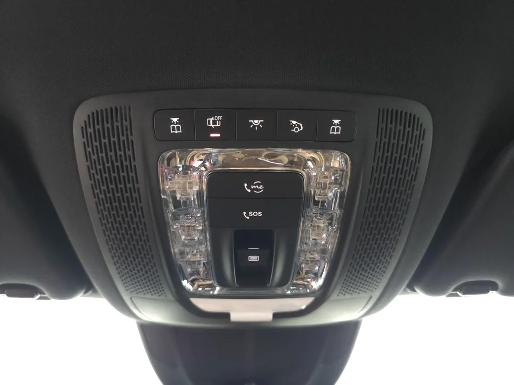 Used 2025 Twilight Blue Metallic Mercedes-Benz GLE 450e image 23