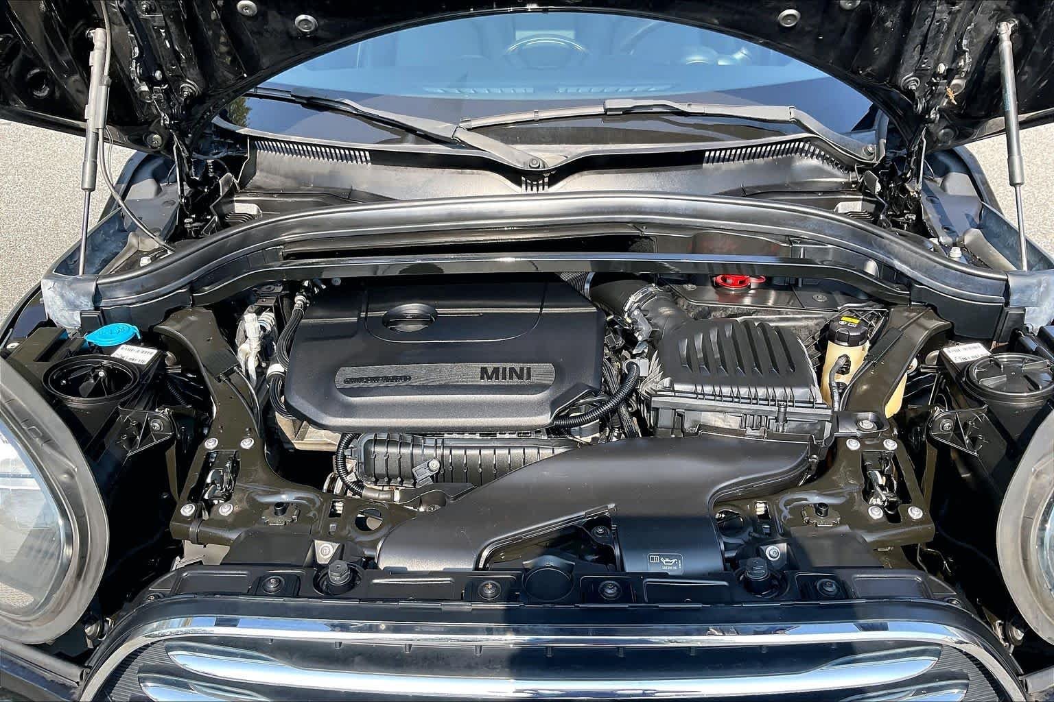 Used 2020 Midnight Black Metallic MINI Cooper image 33