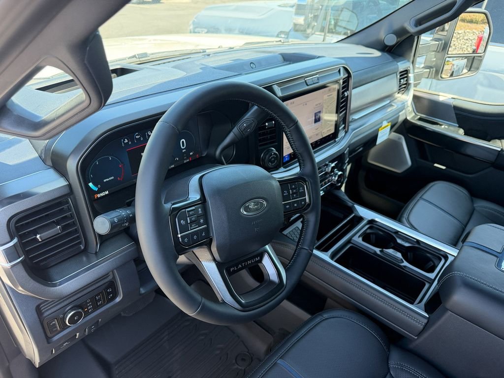 New 2026 Star White Metallic Tri-Coat Ford F-250® Platinum® image 16
