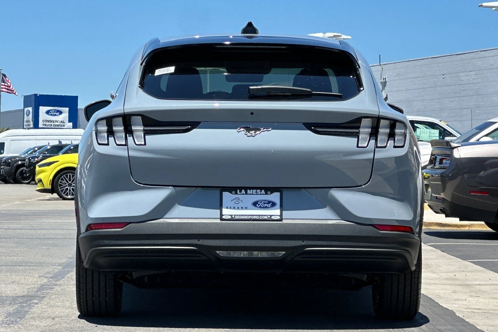 New 2026 Glacier Gray Metallic Tri-coat Ford Select image 4