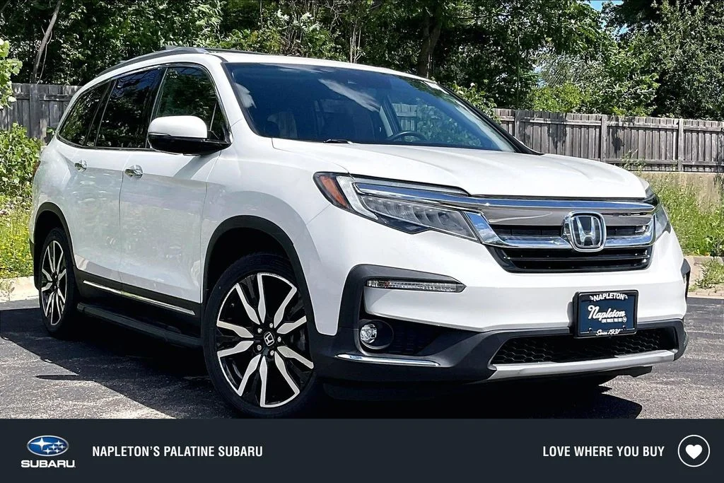 Used 2021 White Honda Touring image 1