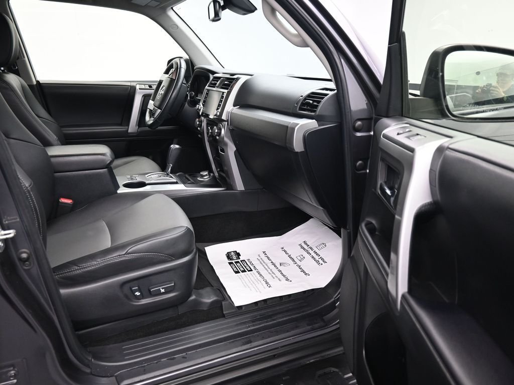2022 Toyota 4Runner SR5 Premium - Photo 13