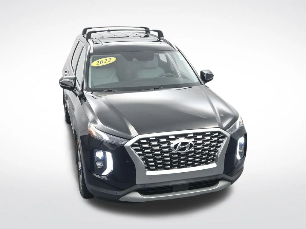 Used 2022 Abyss Black Pearl Hyundai SEL image 25